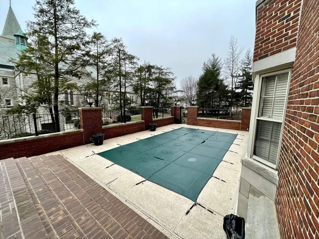111 Woodland Avenue Lexington KY 40502