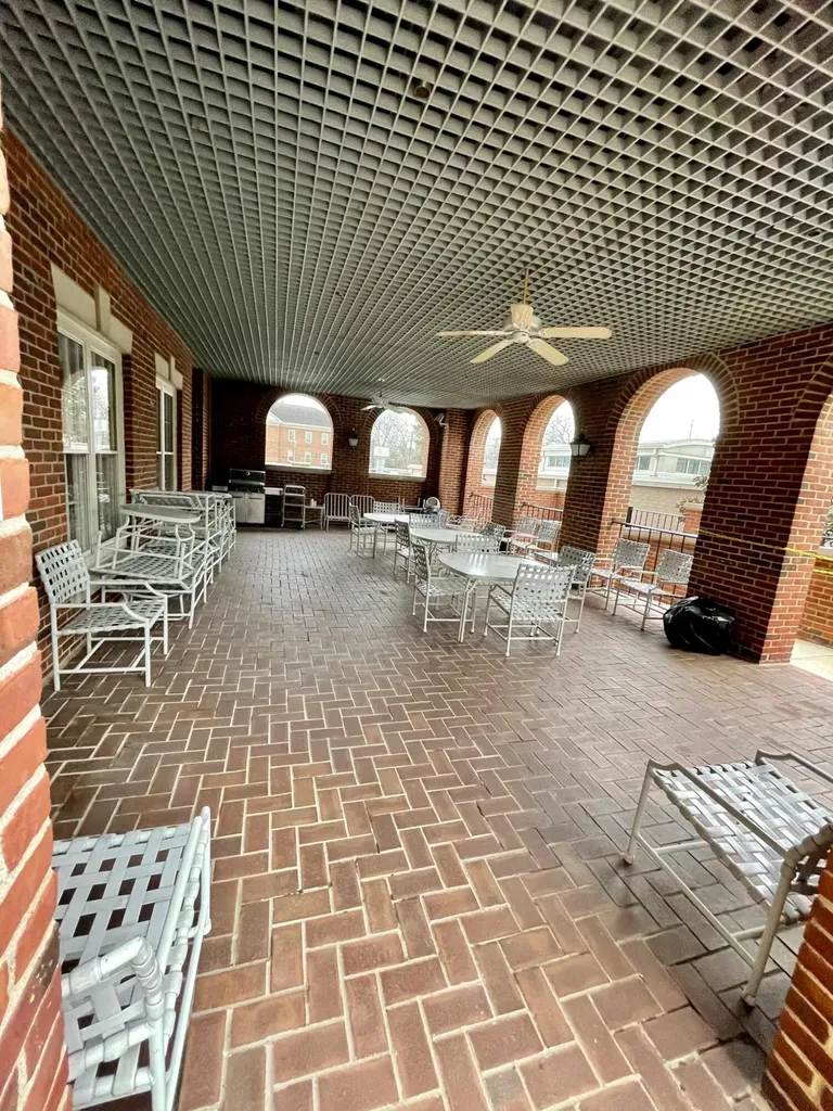 111 Woodland Avenue Lexington KY 40502