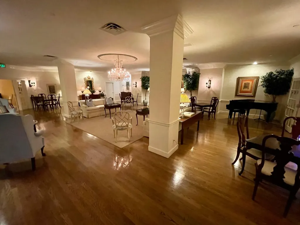 111 Woodland Avenue Lexington KY 40502