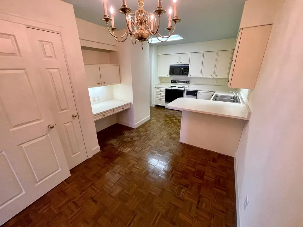 111 Woodland Avenue Lexington KY 40502