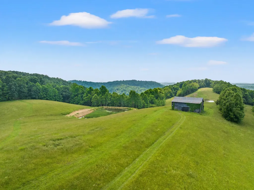 1945 Pittman Branch Road Mt Vernon KY 40456