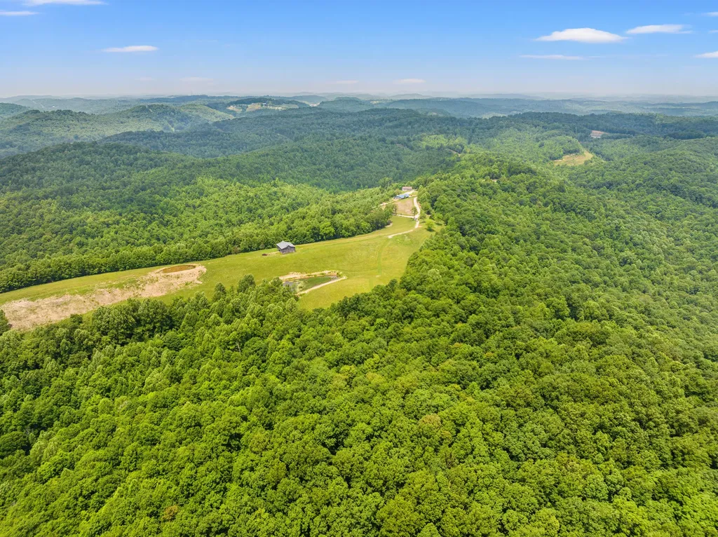 1945 Pittman Branch Road Mt Vernon KY 40456