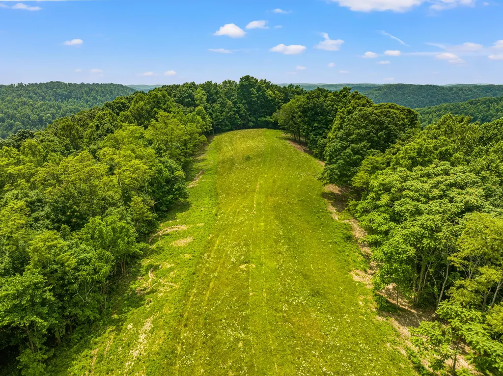1945 Pittman Branch Road Mt Vernon KY 40456