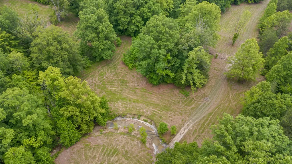 275 Horns River Road Irvine KY 40336