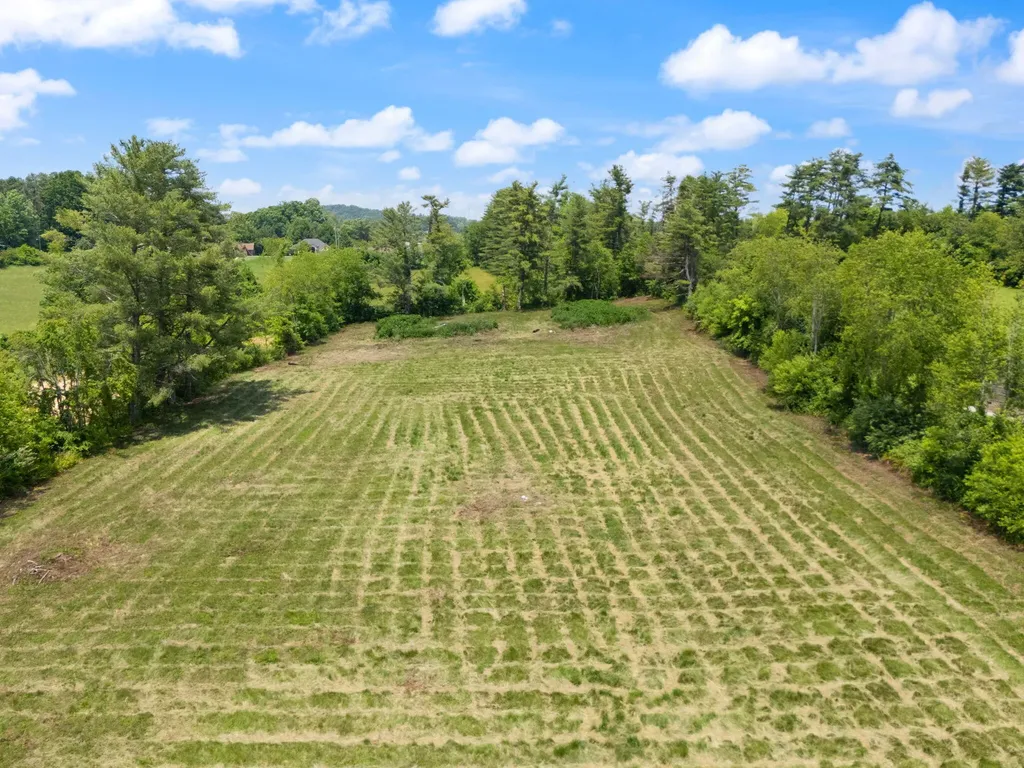 386 A Boggs Road London KY 40744