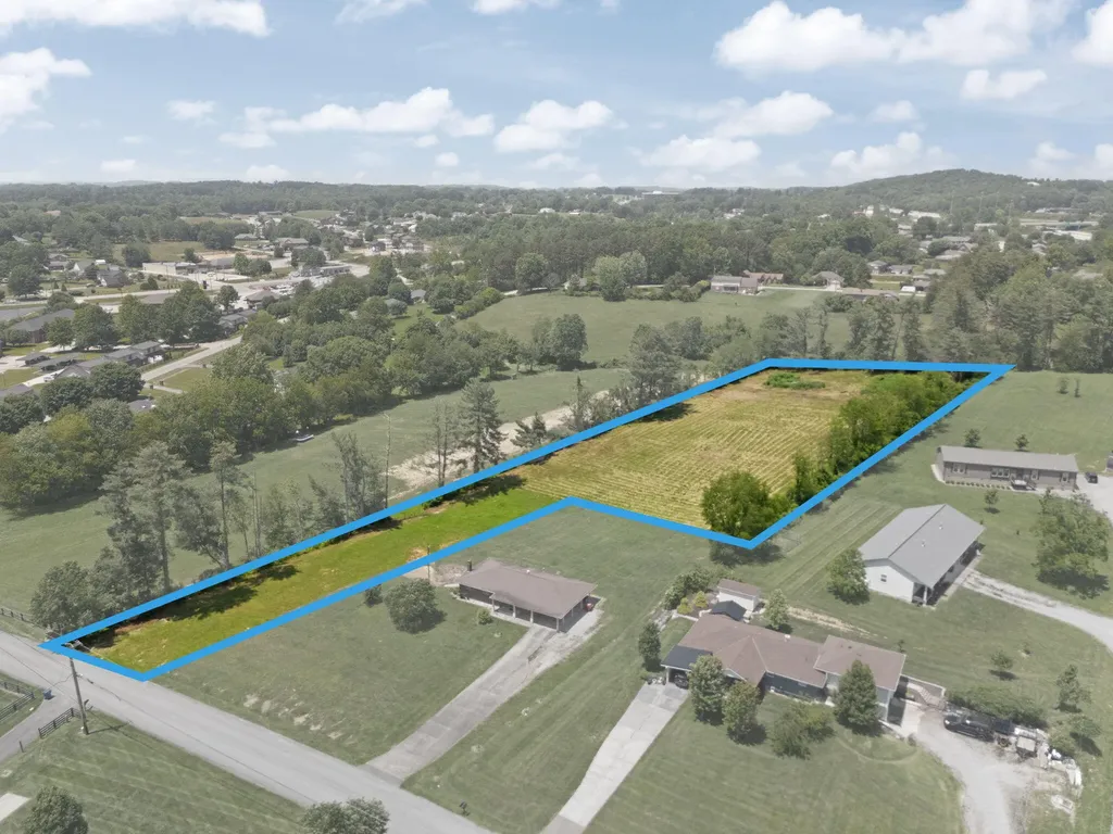 386 A Boggs Road London KY 40744