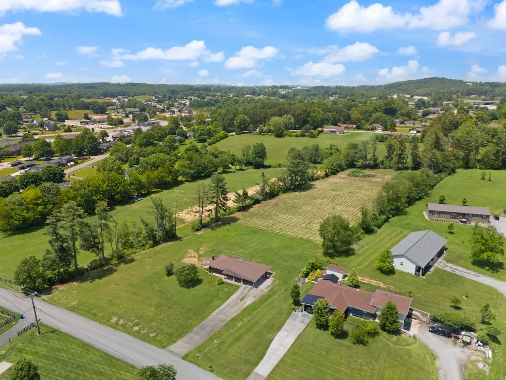 386 Boggs Road London KY 40744