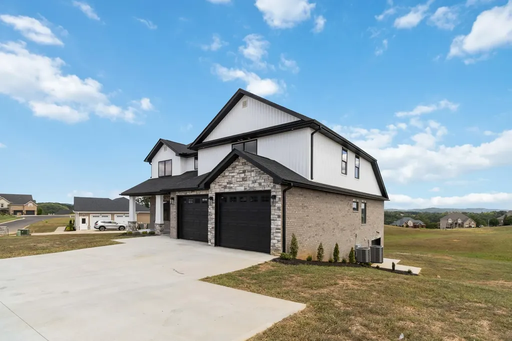 65 Sunrise Path Somerset KY 42503