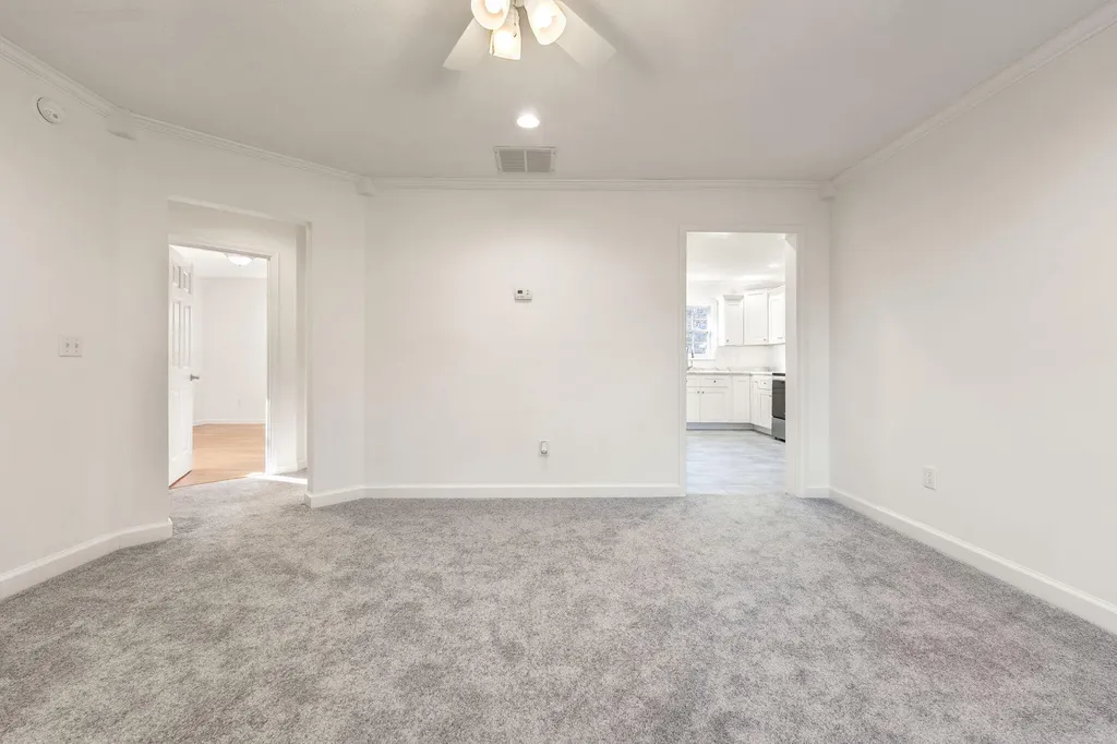198 W Cumberland Avenue Jamestown KY 42629