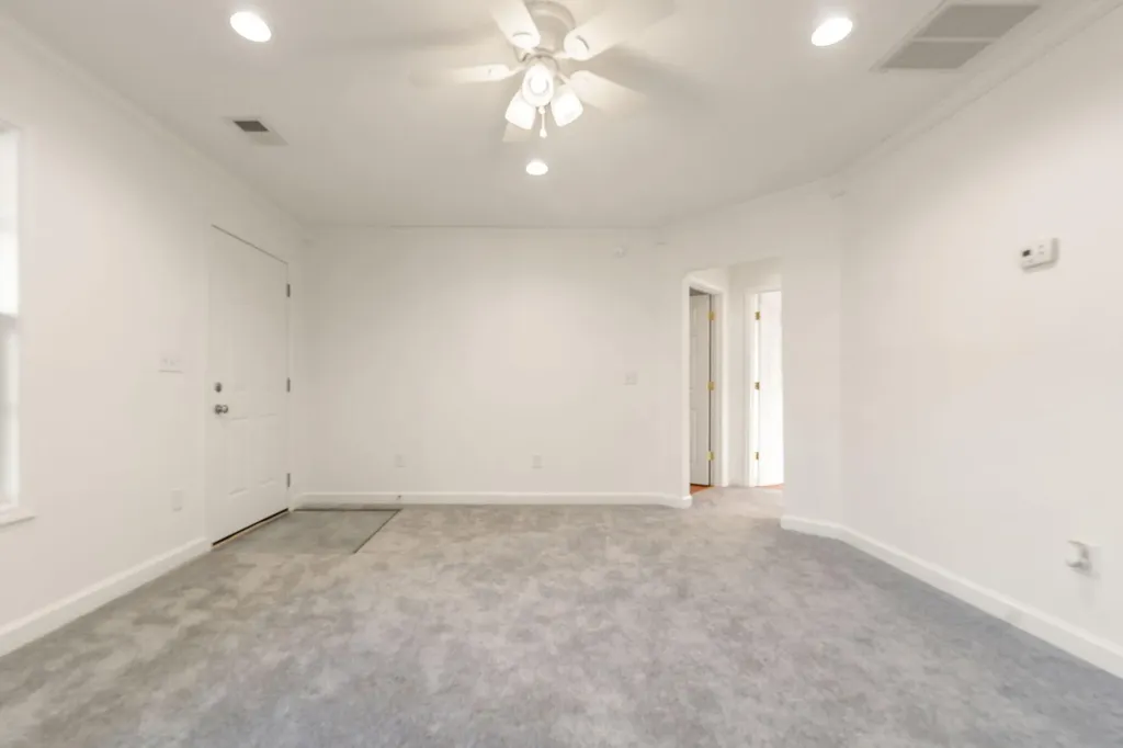 198 W Cumberland Avenue Jamestown KY 42629