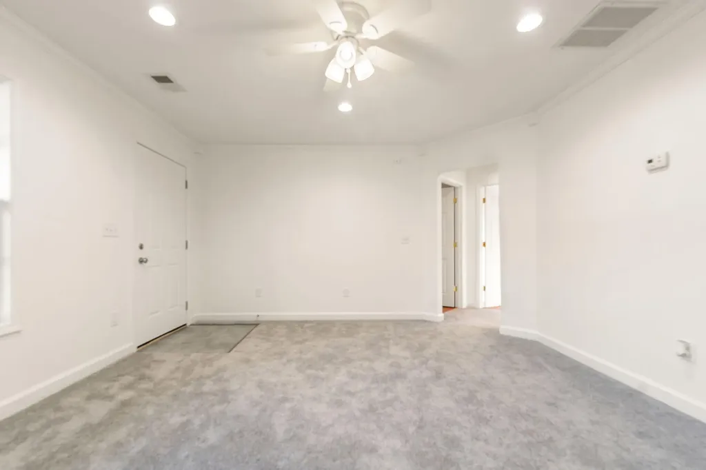 198 W Cumberland Avenue Jamestown KY 42629
