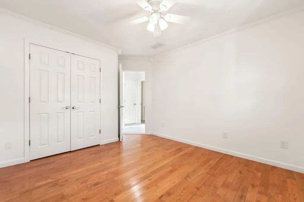 198 W Cumberland Avenue Jamestown KY 42629