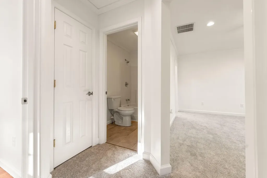 198 W Cumberland Avenue Jamestown KY 42629