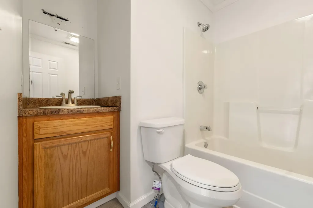 198 W Cumberland Avenue Jamestown KY 42629