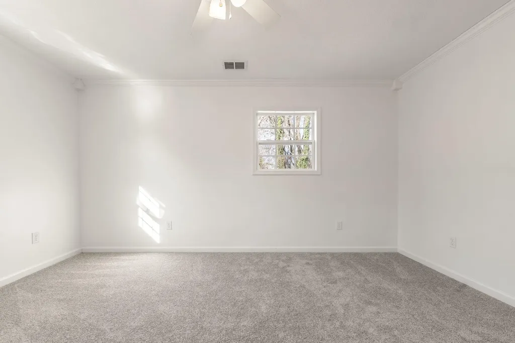 198 W Cumberland Avenue Jamestown KY 42629