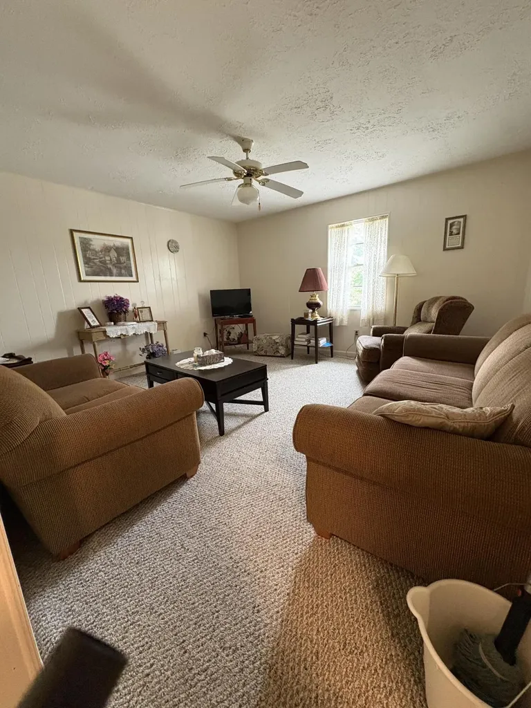 212 Maple Street Manchester KY 40962
