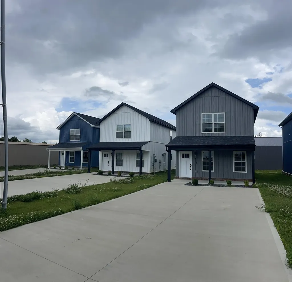 98X3 Highway 1611 Russell Springs KY 42642