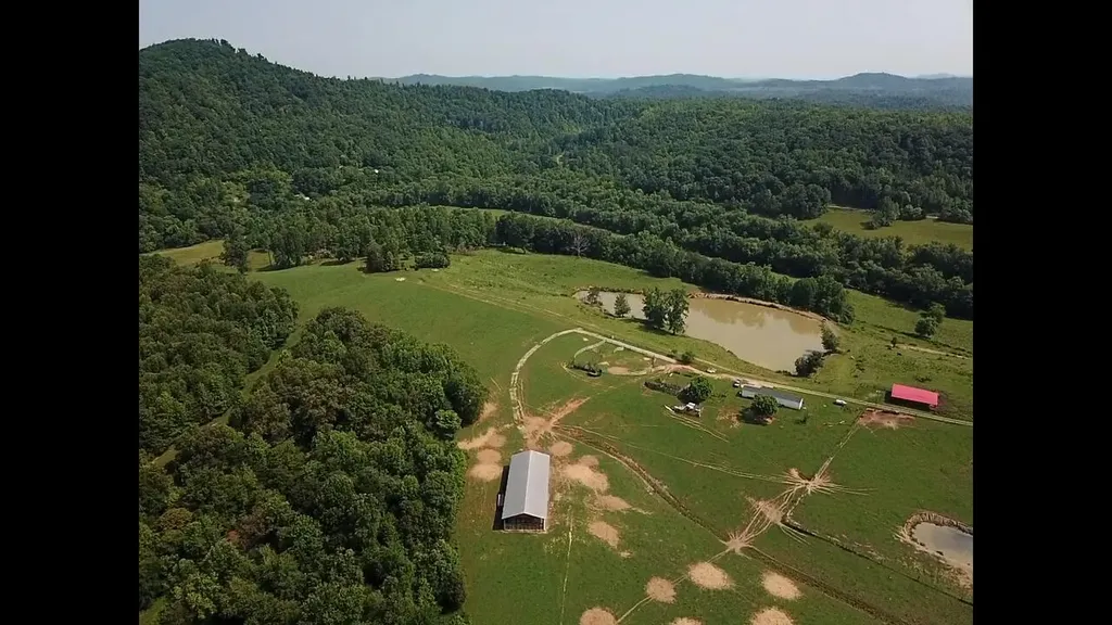 1440 Lawson Bend Road Williamsburg KY 40769