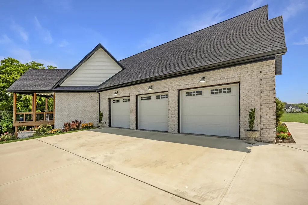 108 Peaceful Landing Wilmore KY 40390