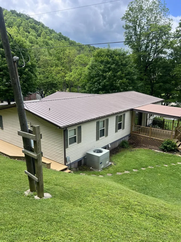 7515 South Key 32 Isonville KY 41149