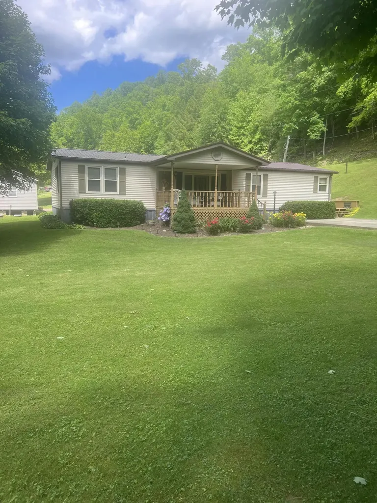 7515 South Key 32 Isonville KY 41149