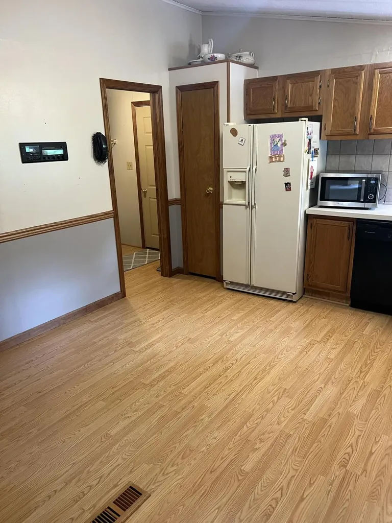 7515 South Key 32 Isonville KY 41149