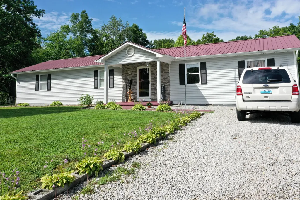2489 Judio Road Burkesville KY 42717