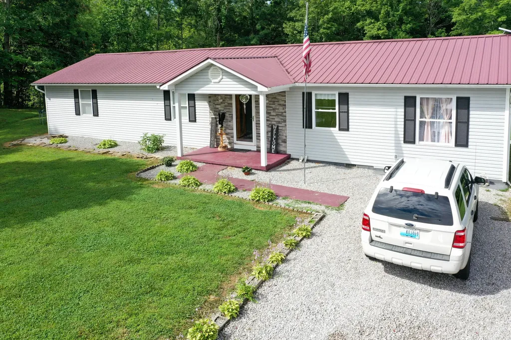 2489 Judio Road Burkesville KY 42717