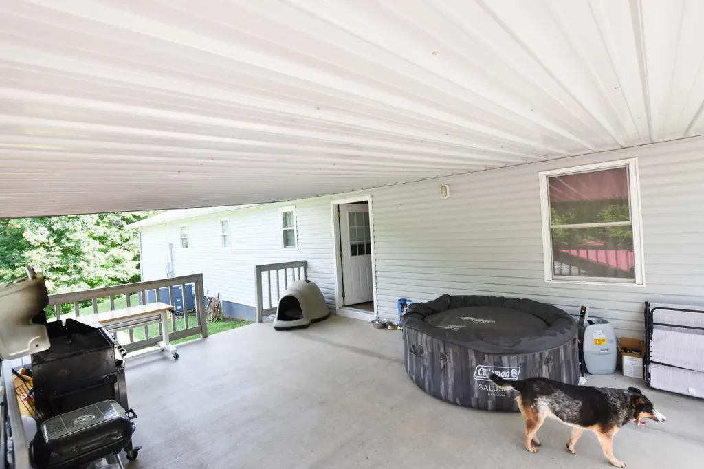 2489 Judio Road Burkesville KY 42717