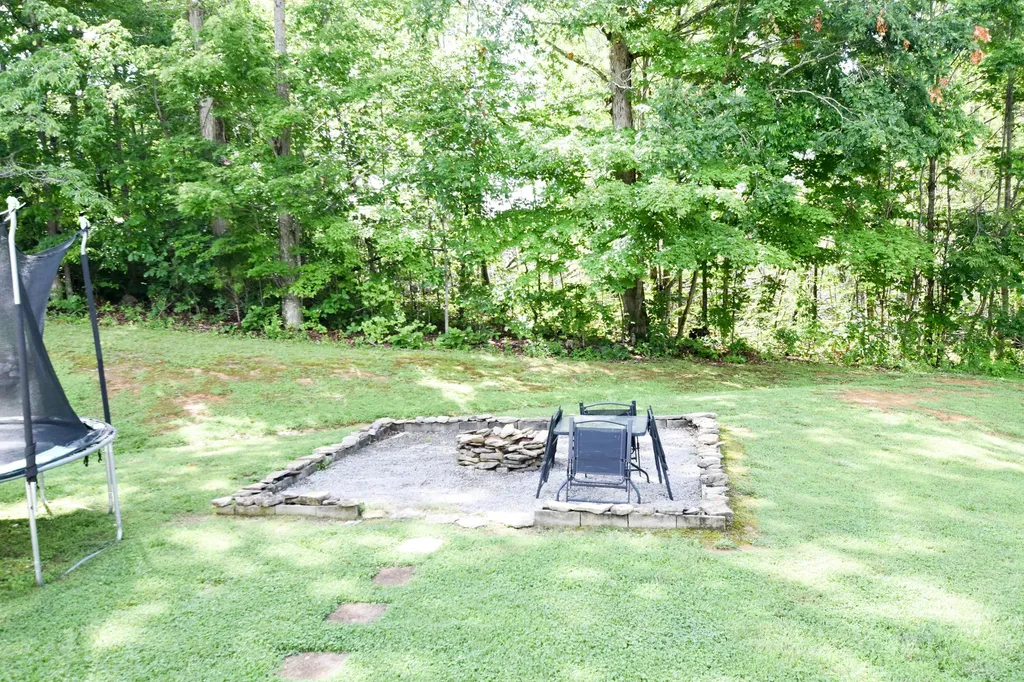 2489 Judio Road Burkesville KY 42717