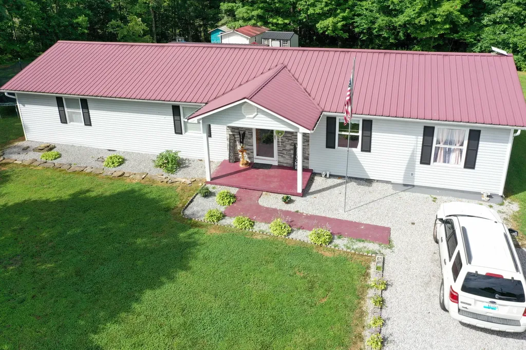 2489 Judio Road Burkesville KY 42717