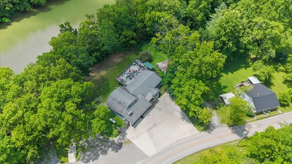 220 Athens Boonsboro Road Winchester KY 40391