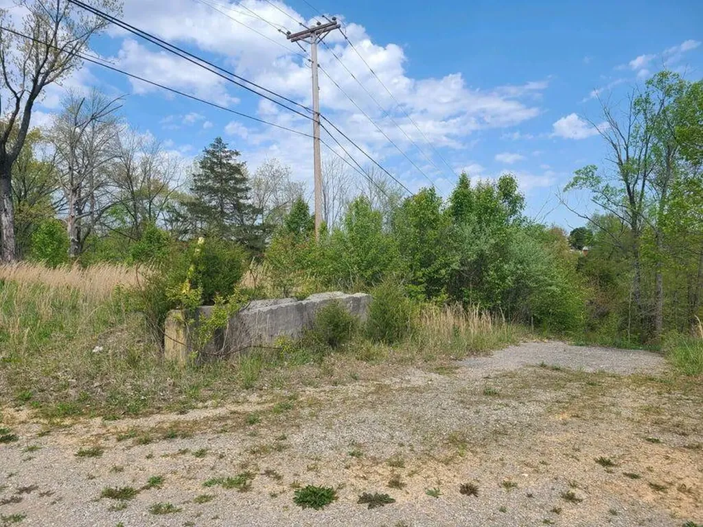 4777 Highway 80 Somerset KY 42503