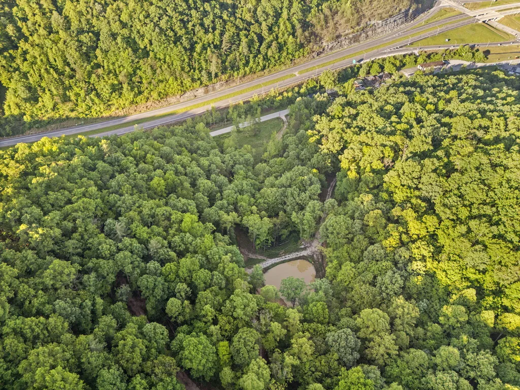 12332 Campton Road Stanton KY 40380