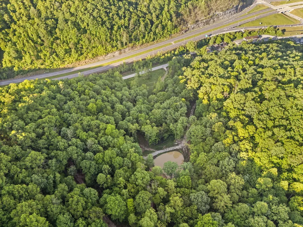 12332 Campton Road Stanton KY 40380