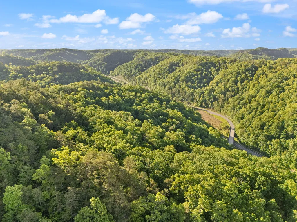 12332 Campton Road Stanton KY 40380