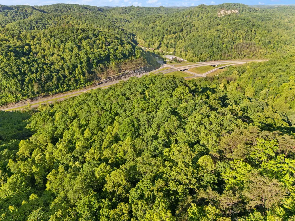 12332 Campton Road Stanton KY 40380