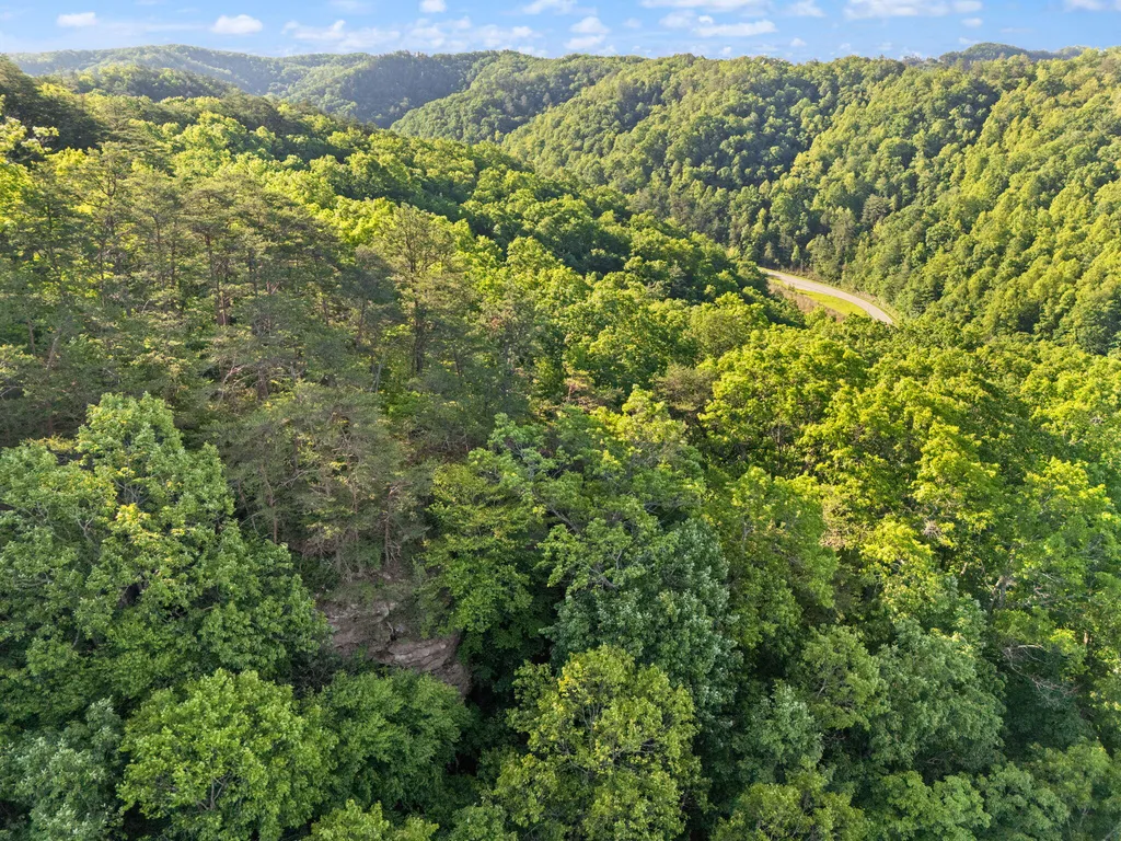 12332 Campton Road Stanton KY 40380