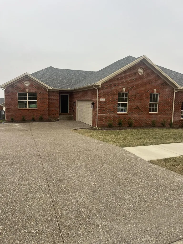 1121 Leawood Drive Frankfort KY 40601
