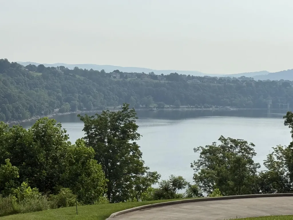 121 Tatum Point Drive Somerset KY 42503