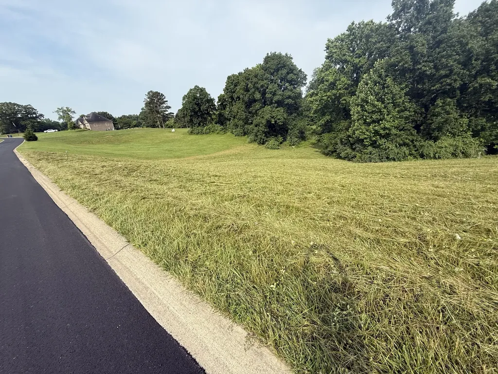 121 Tatum Point Drive Somerset KY 42503