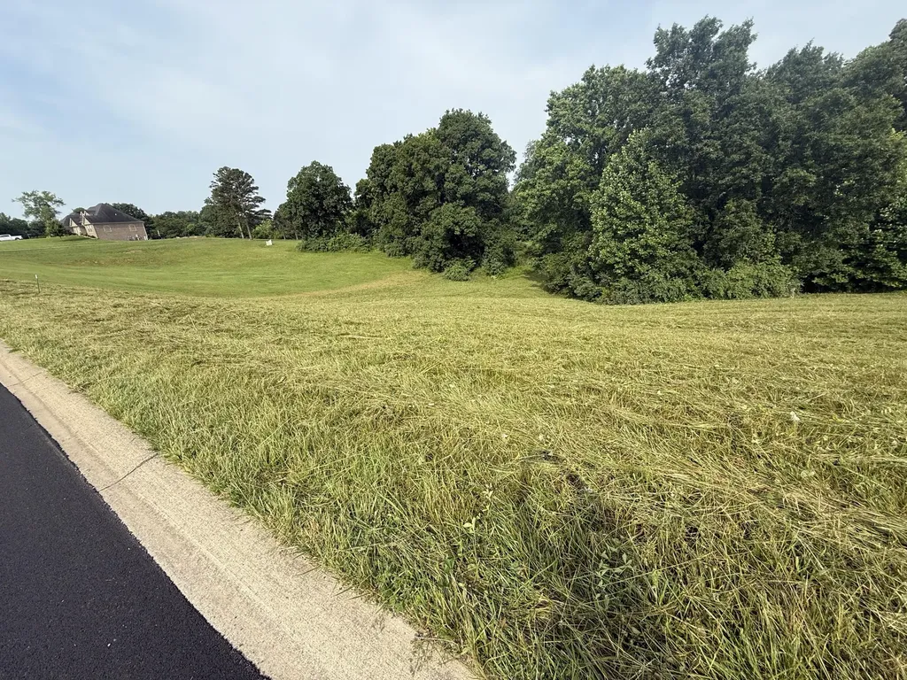 121 Tatum Point Drive Somerset KY 42503