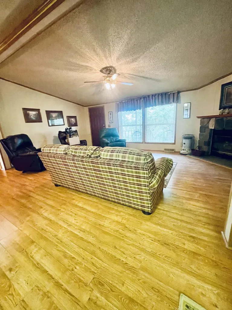 2125 High Reeves Spur 1 Richmond KY 40475