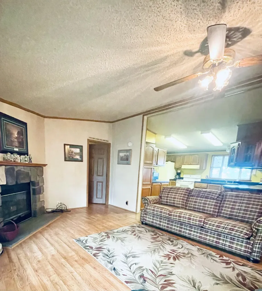 2125 High Reeves Spur 1 Richmond KY 40475