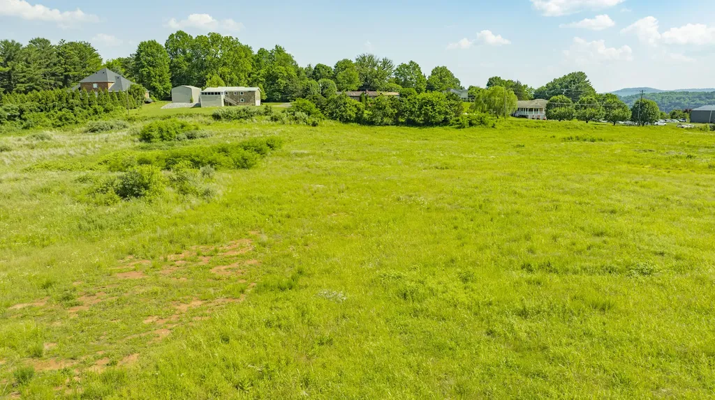 5800 Highway 27 Somerset KY 42501