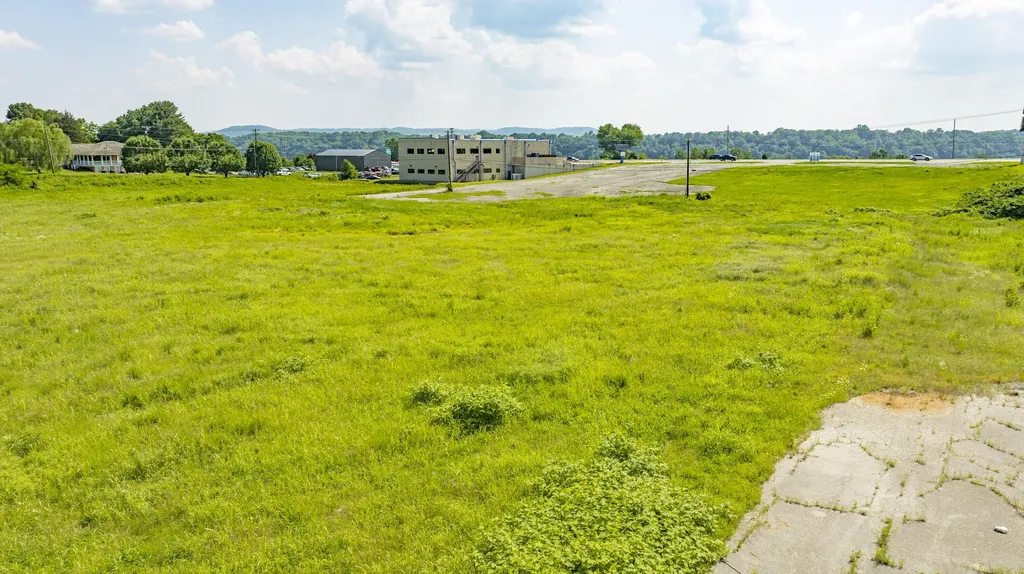 5800 Highway 27 Somerset KY 42501