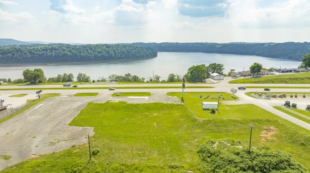 5800 Highway 27 Somerset KY 42501