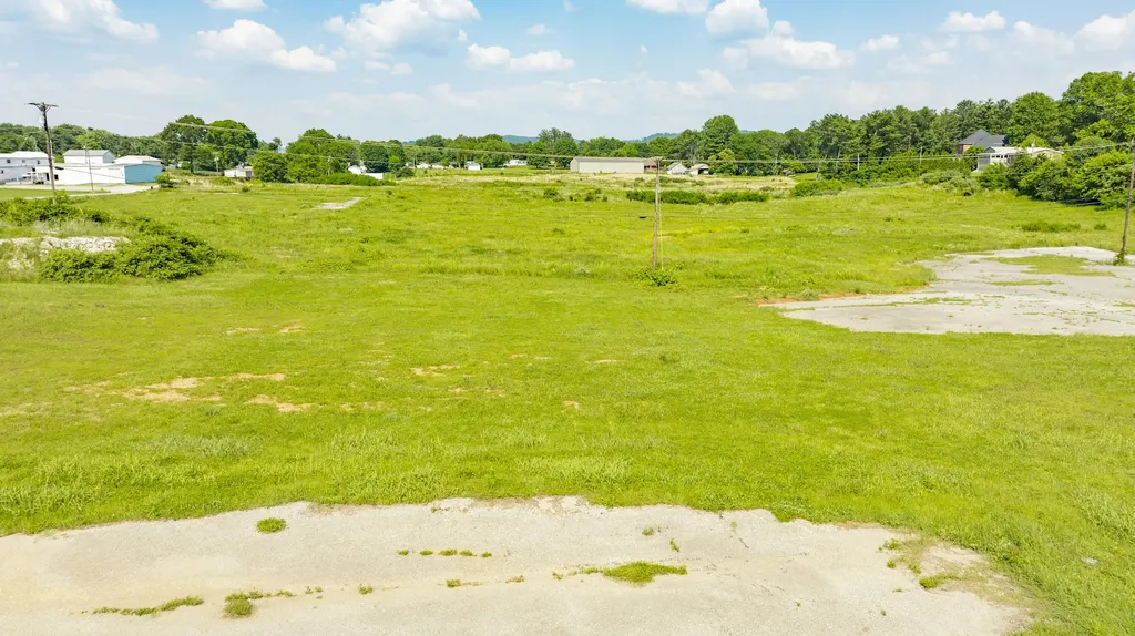 5800 Highway 27 Somerset KY 42501