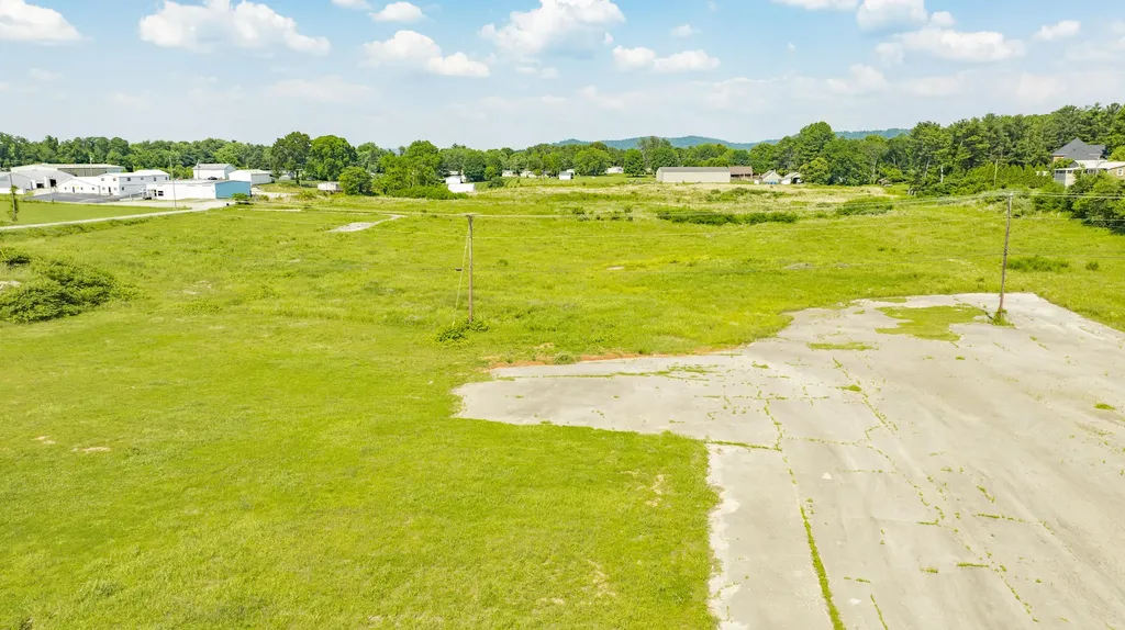 5800 Highway 27 Somerset KY 42501