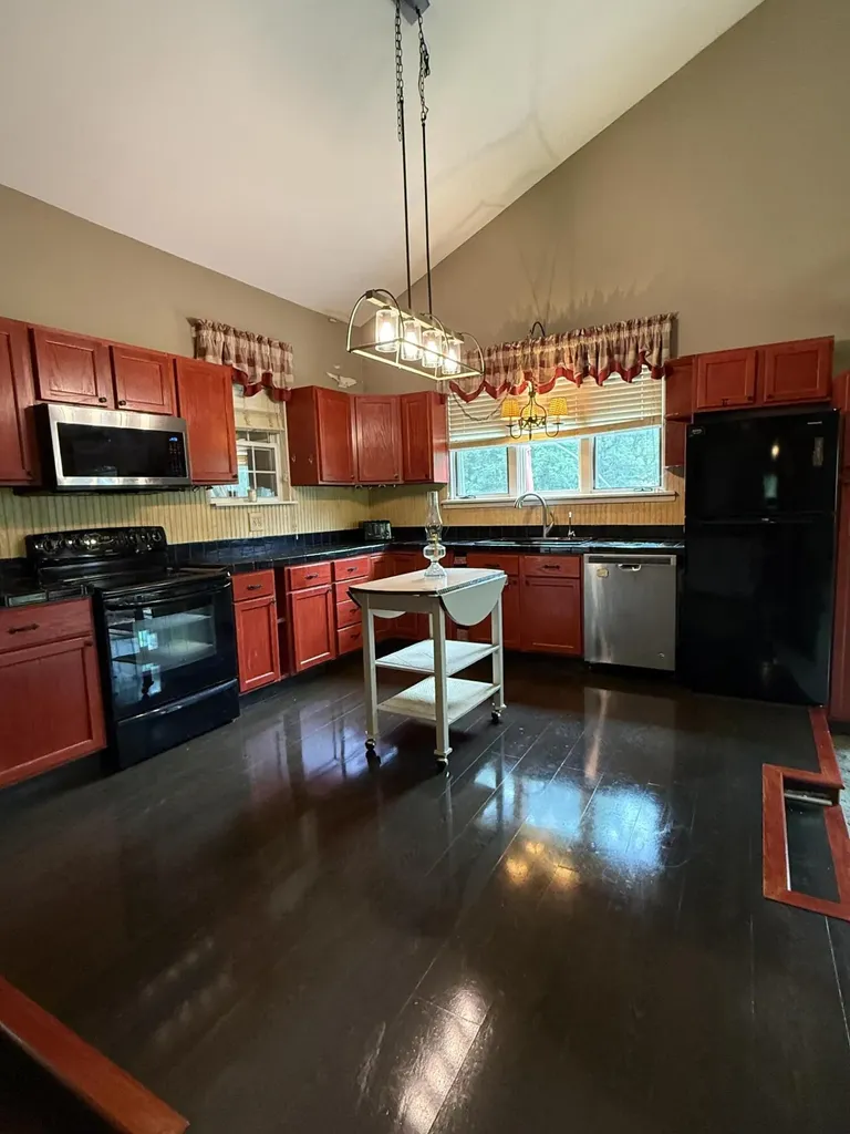 235 Elkview Road Somerset KY 42501